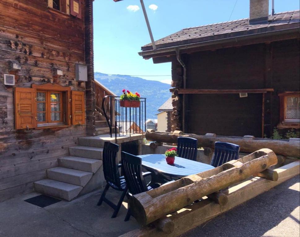 Appartement "Le Ver Luisant" A Saint-Martin, Val D'Herens, Valais Екстер'єр фото