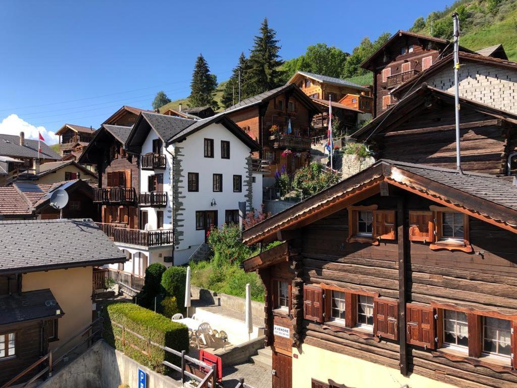 Appartement "Le Ver Luisant" A Saint-Martin, Val D'Herens, Valais Екстер'єр фото